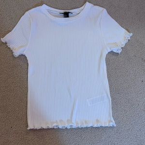 White crop top t shirt